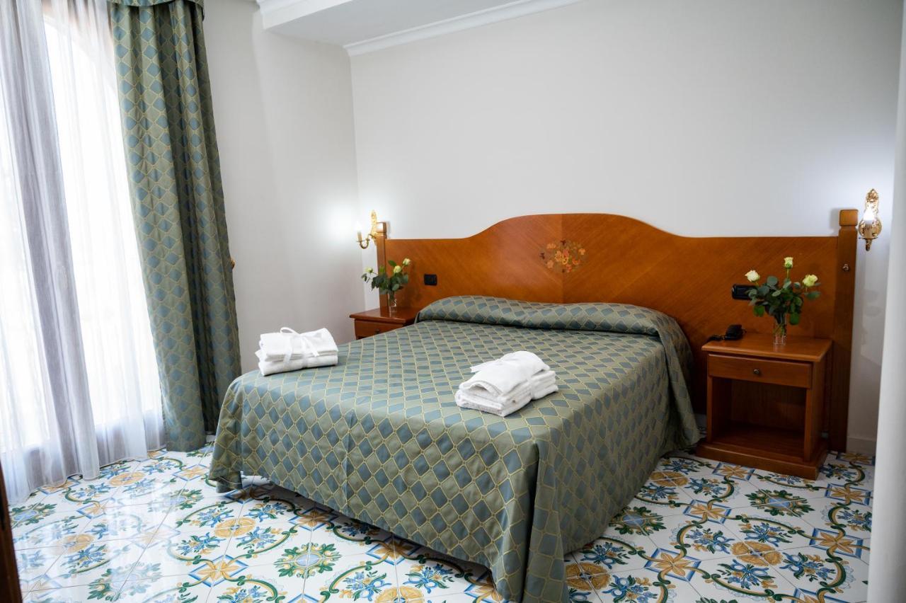 Villa Le Zagare Relais & Spa Gragnano Exterior photo