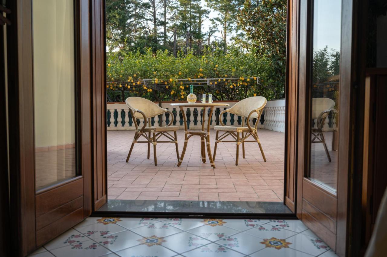 Villa Le Zagare Relais & Spa Gragnano Exterior photo