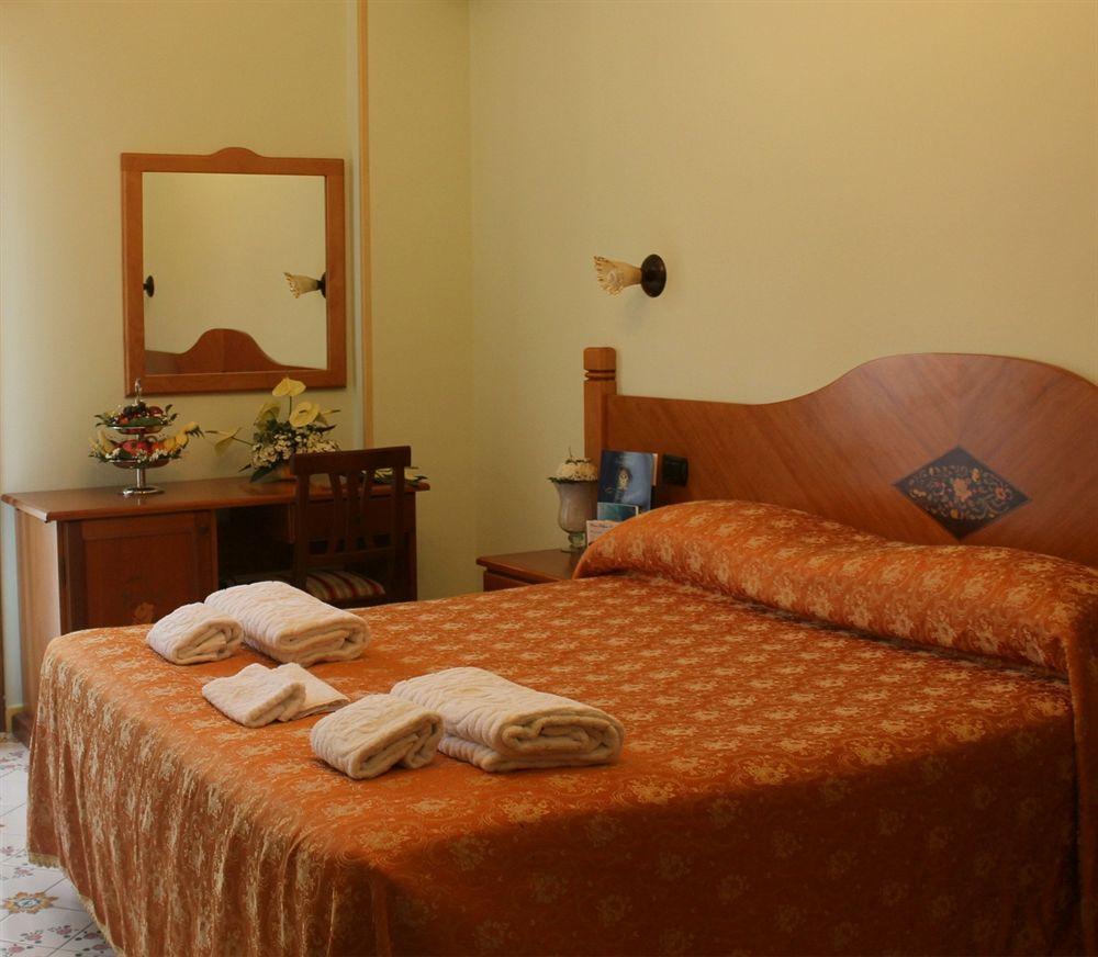 Villa Le Zagare Relais & Spa Gragnano Exterior photo